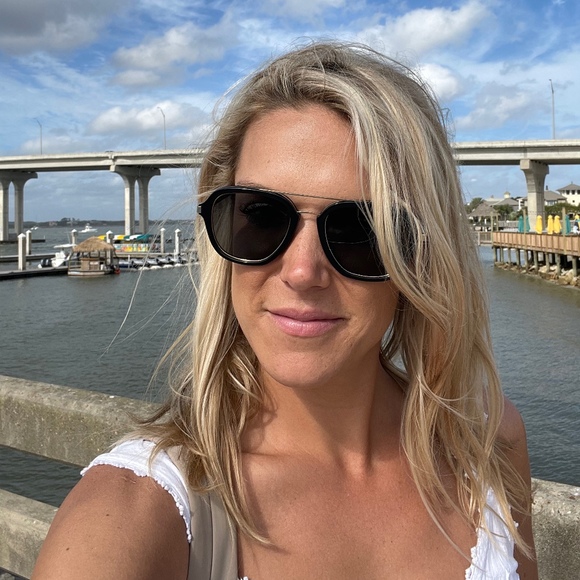 Meet your Posher, Posh - Picture 1 of 1